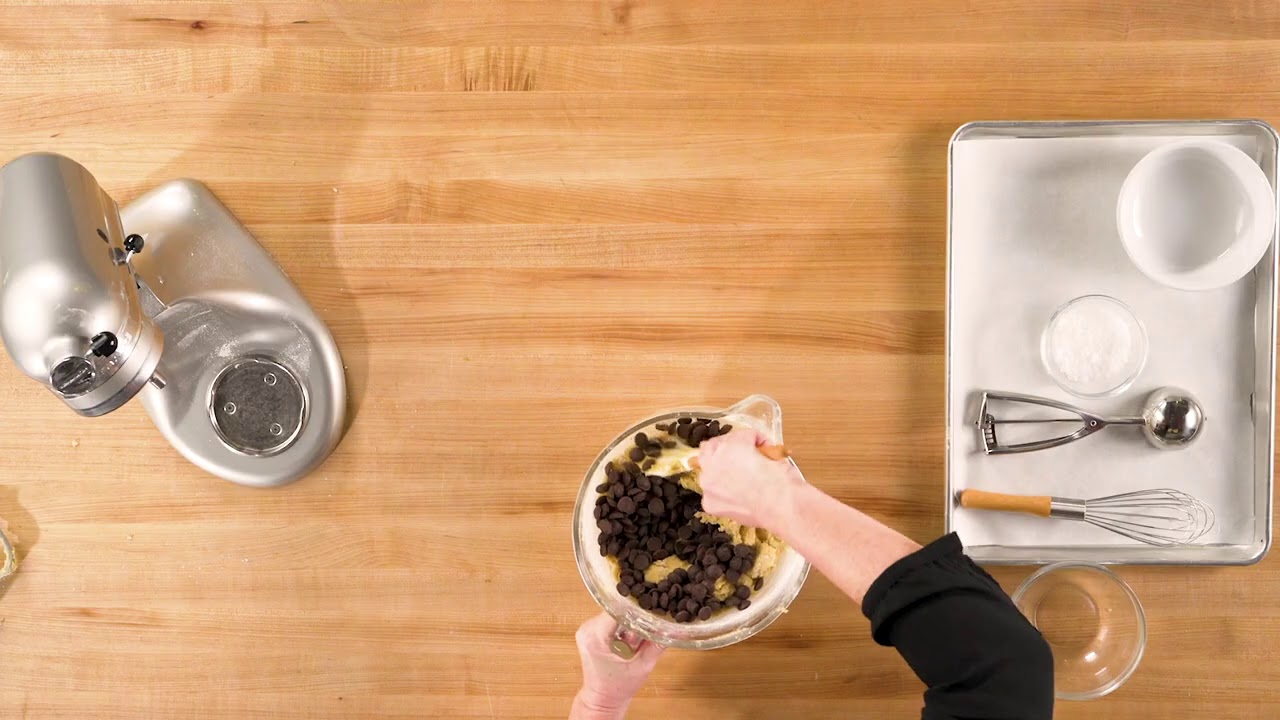 Chocolate Chip Cookies w/ Mandy Tanner Step 5 | Traeger Grills